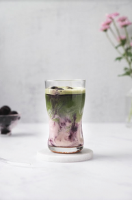 Matcha Elder﻿berry Latte